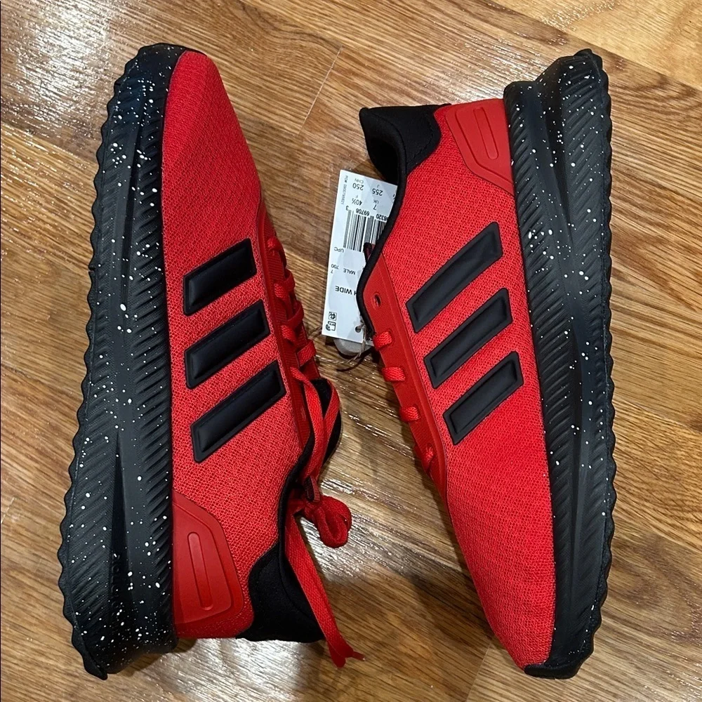 Adidas Bold Red and Black Athletic running Shoes sneakers 7.5 men’s / 9 women’s